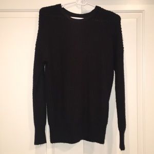 Comfy fuzzy knit Abercrombie & Fitch sweater